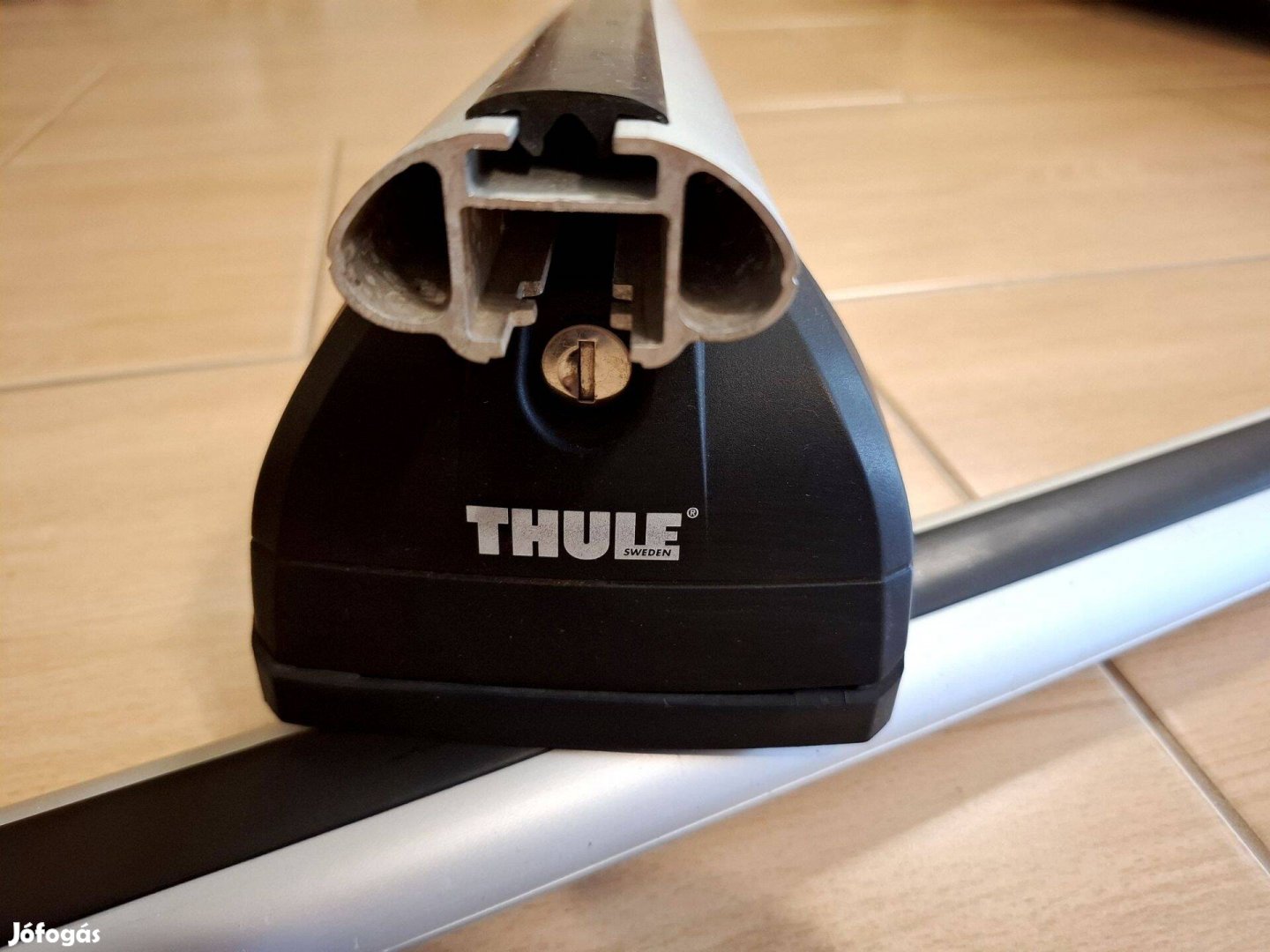 Thule tetocsomagtartó 120cm - Ford Focus MK3 5 ajtós kombi 2010-2018