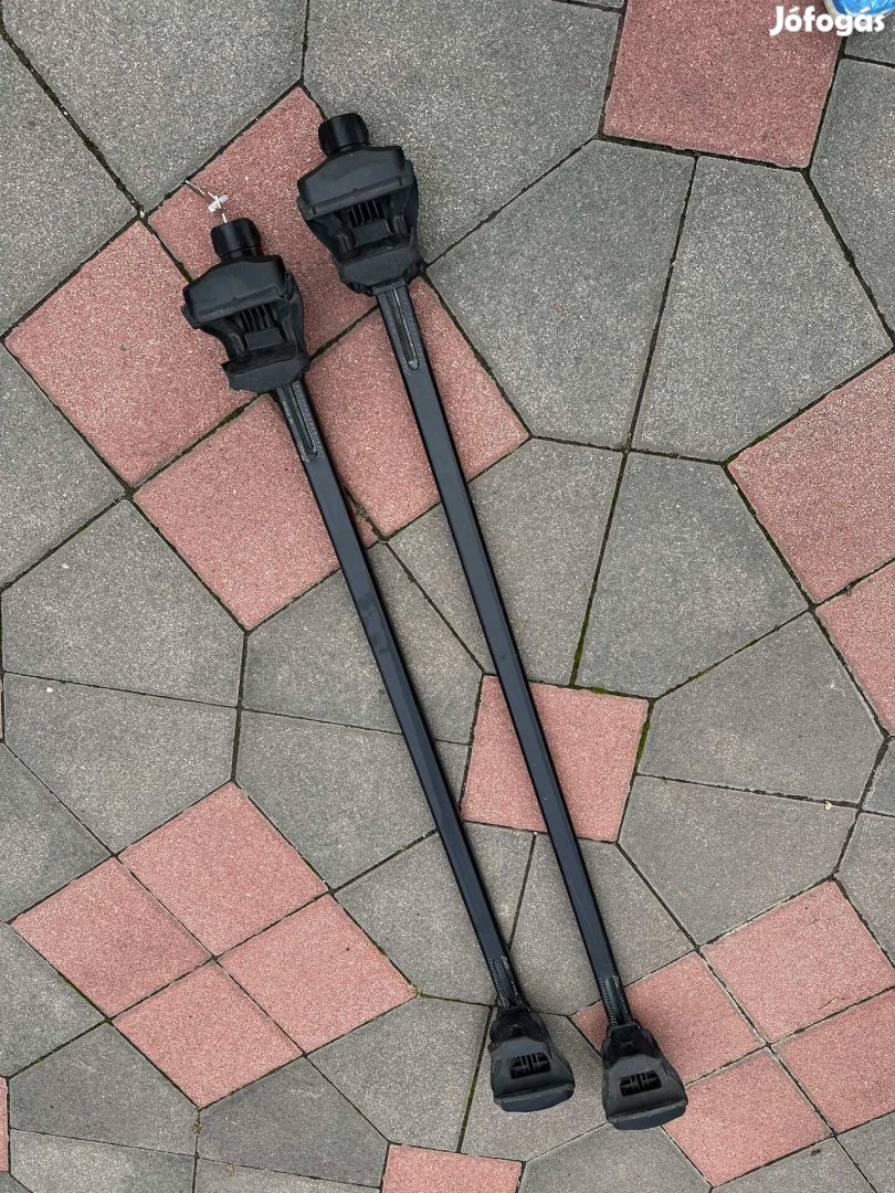 Thule tetőcsomagtartó tetőkorlátos autóra