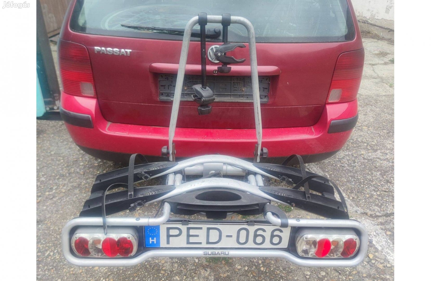 Thule vonóhorogra szerelhető kerékpárszállító