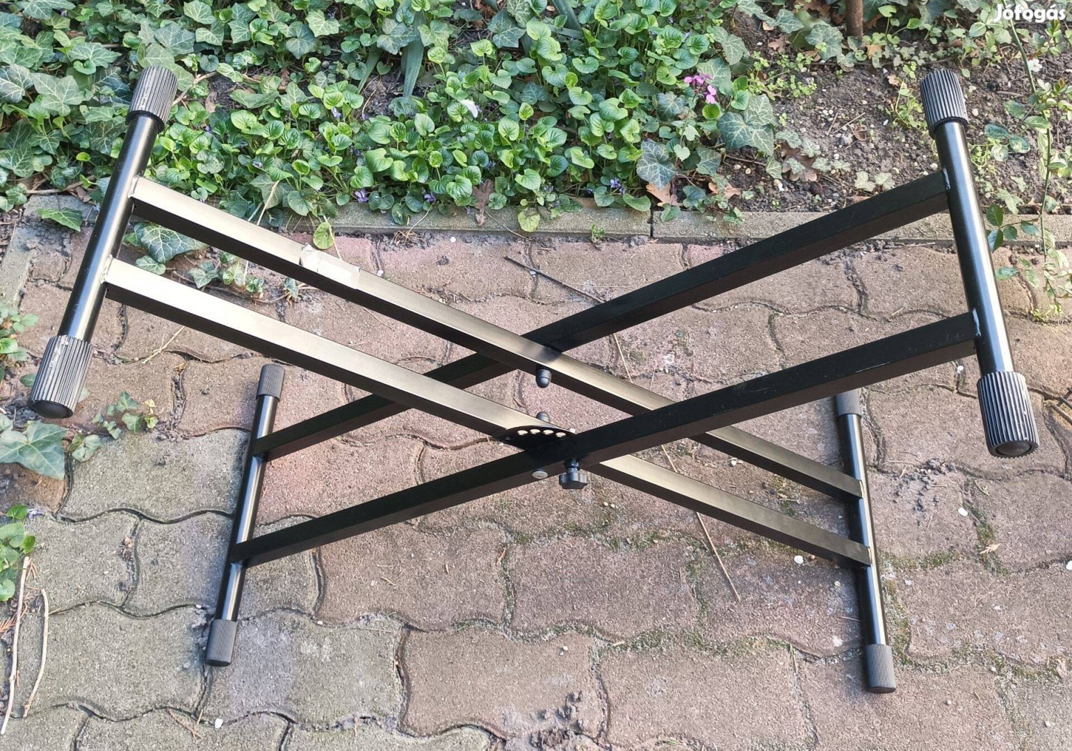 Thunder KB-04 szintetizátor állvány, duplamerevítéses