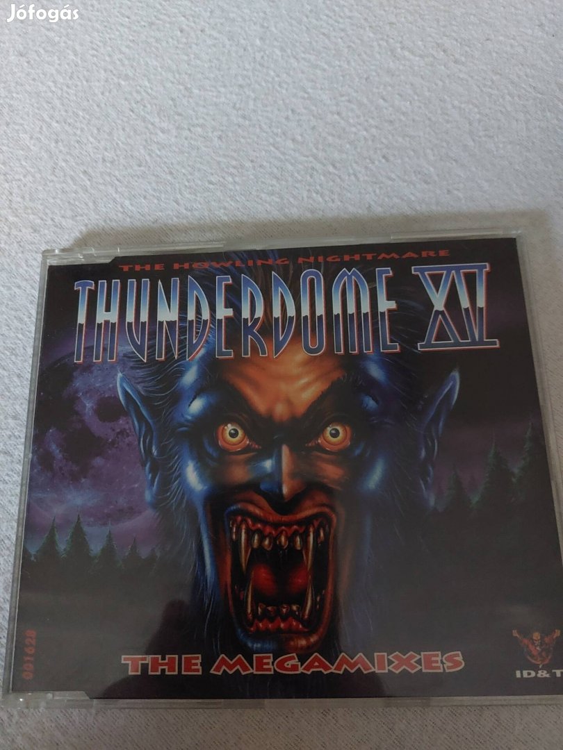 Thunderdome 15 megamixes