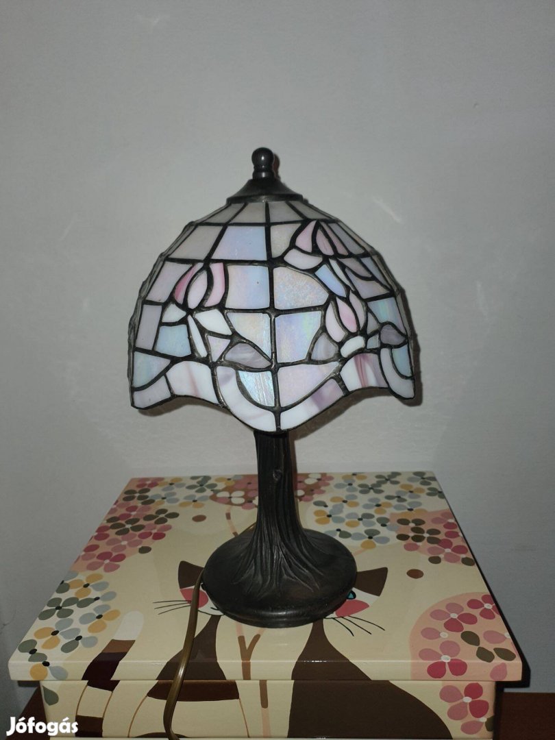Tiffany asztali lámpa 01