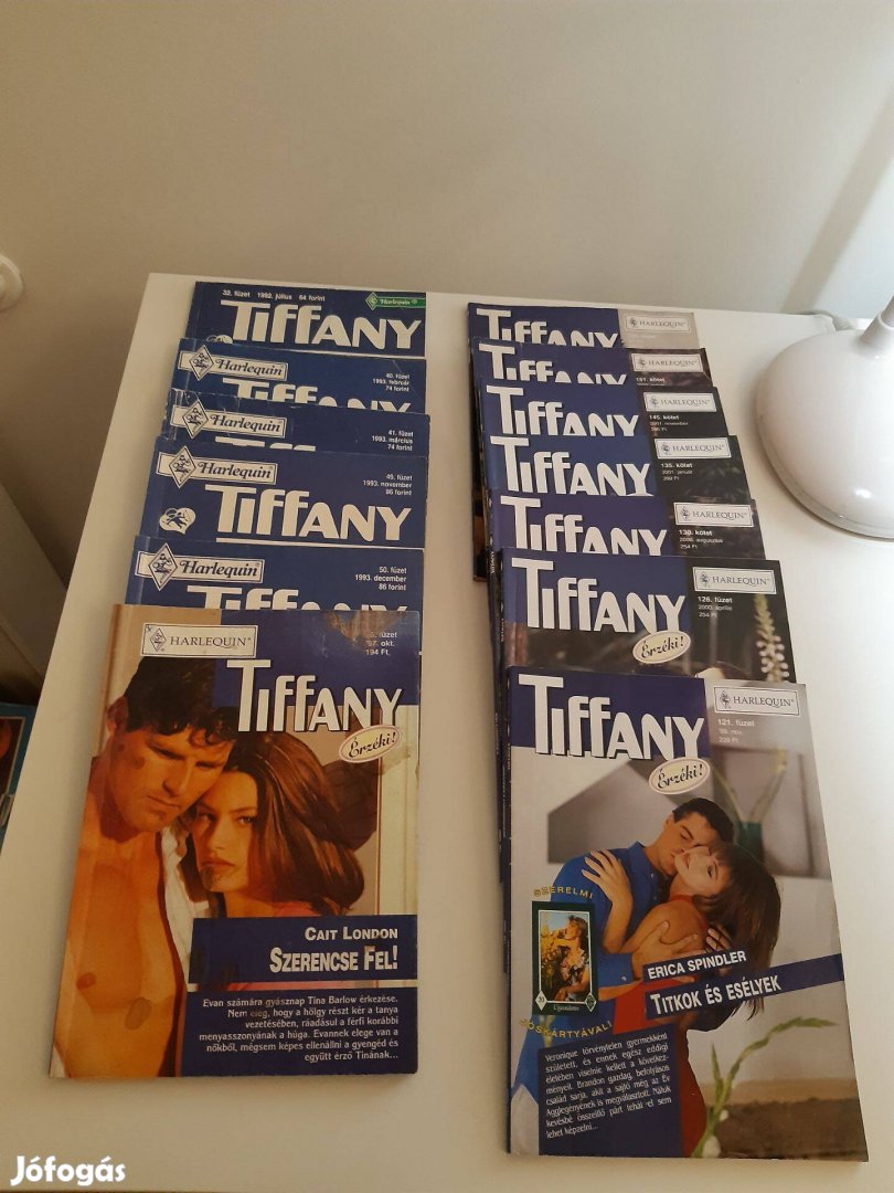 Tiffany füzetek, kötetek 13 db