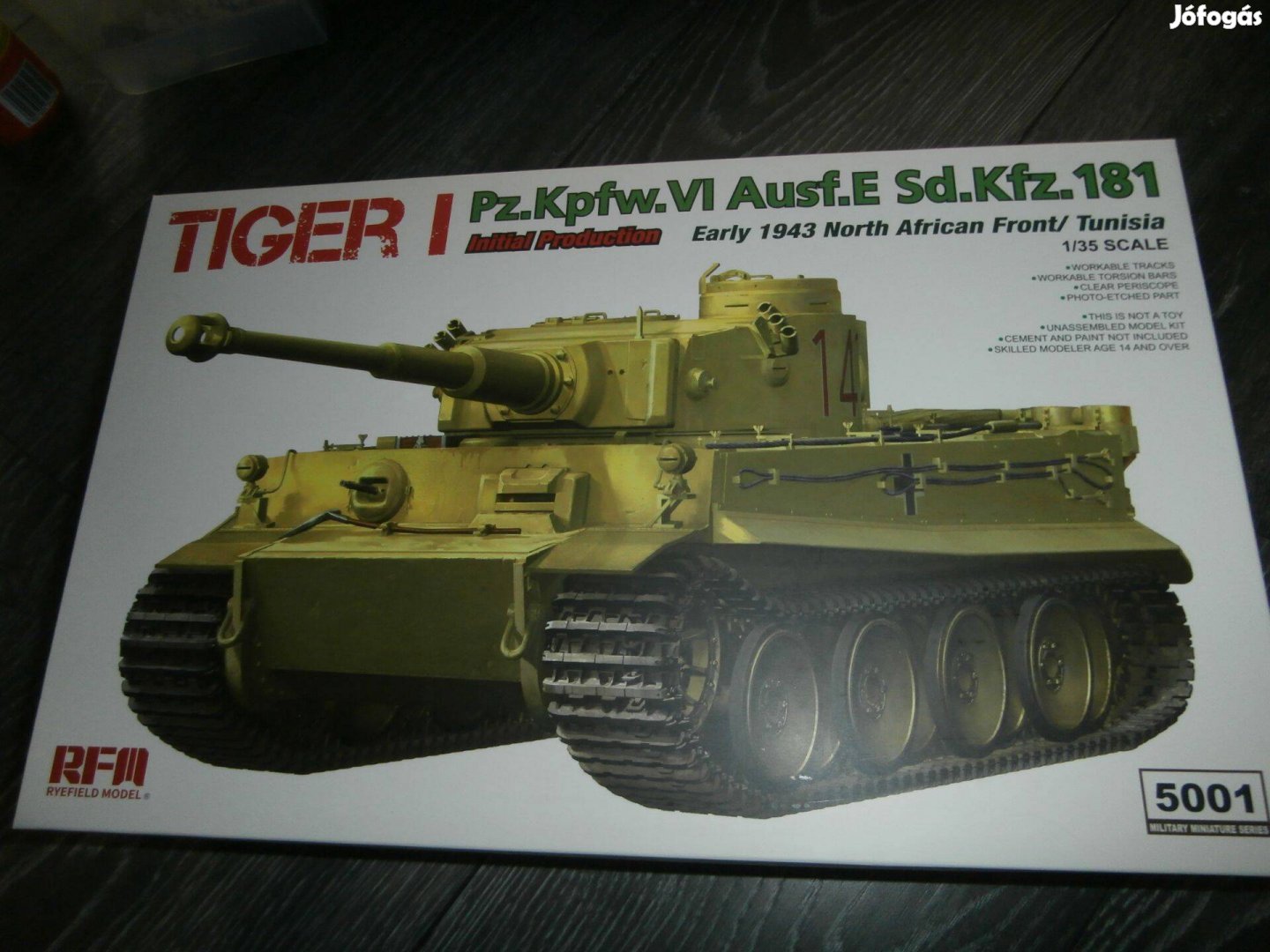 Tiger I Rye Field Model 1:35 tank makett