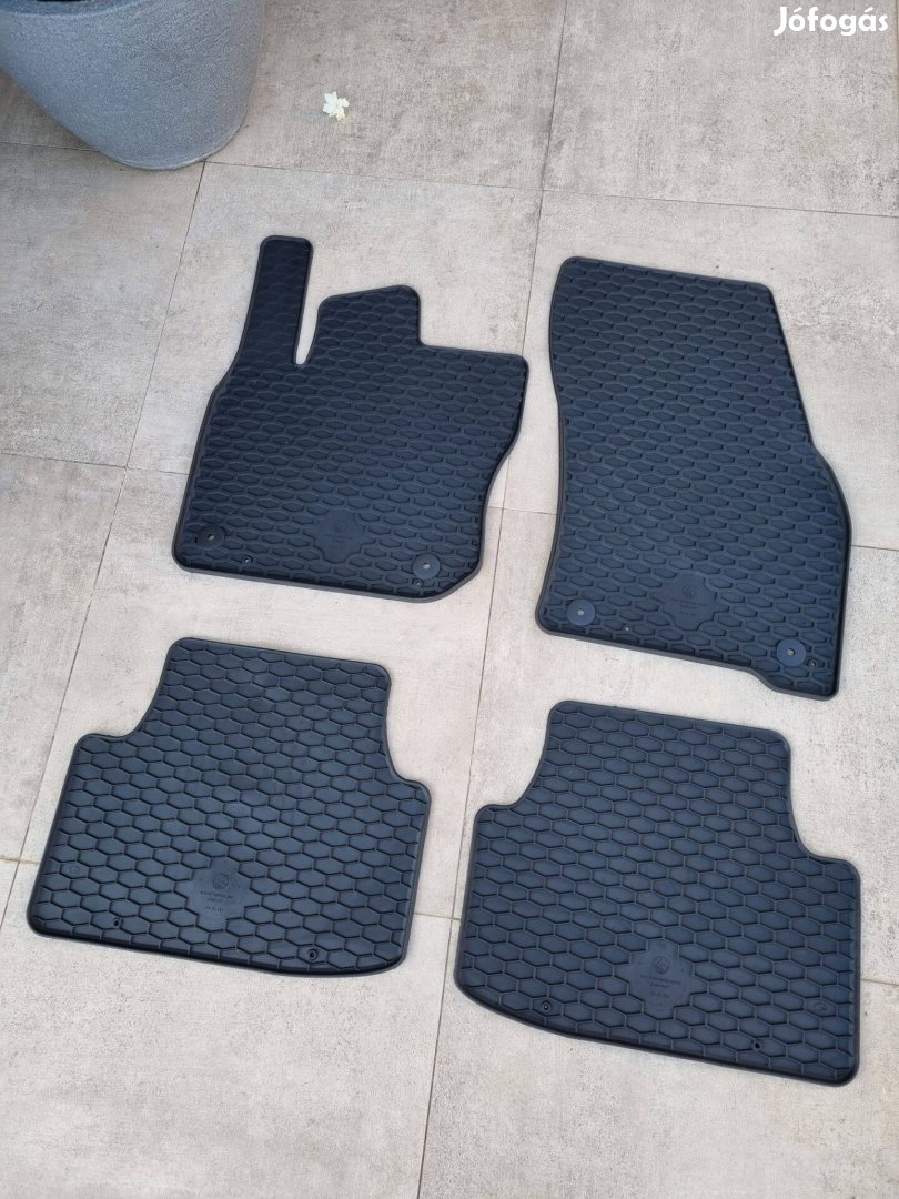 Tiguan gumiszőnyeg