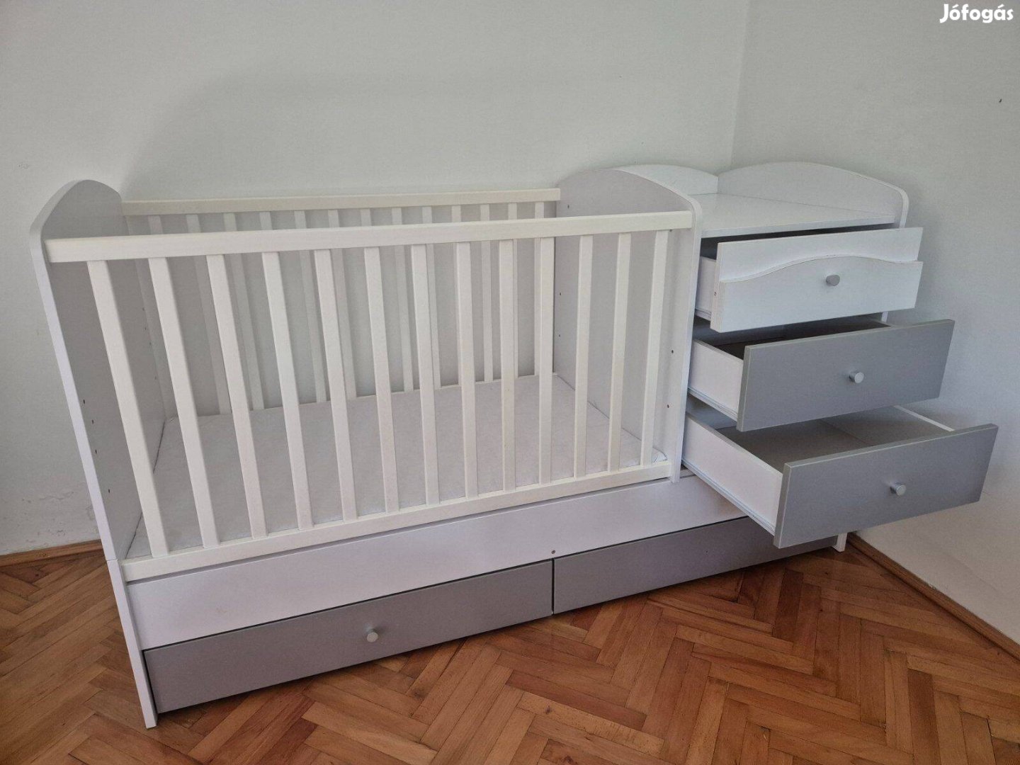 Timba Erik 5 fiókos Gyerek Kiságy Új kókusz matrac és lepedő !