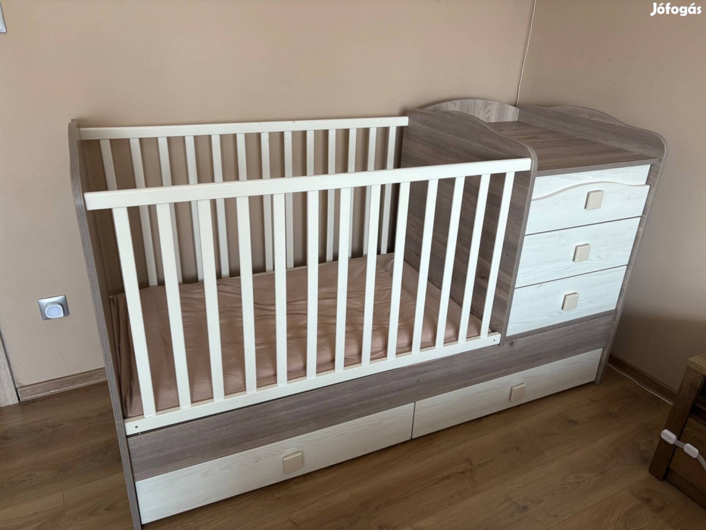 Timba Viki kombiágy