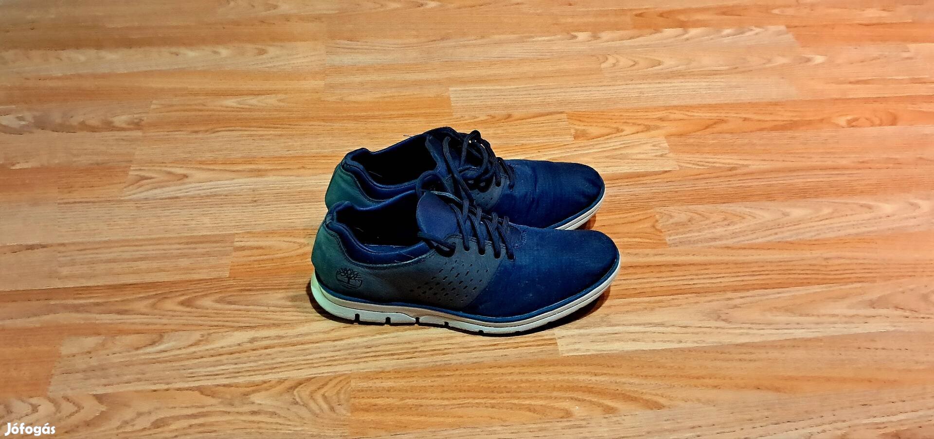 Timberland, újszerű, nagyon szép 43,5-ös alkalmi bőrcipő
