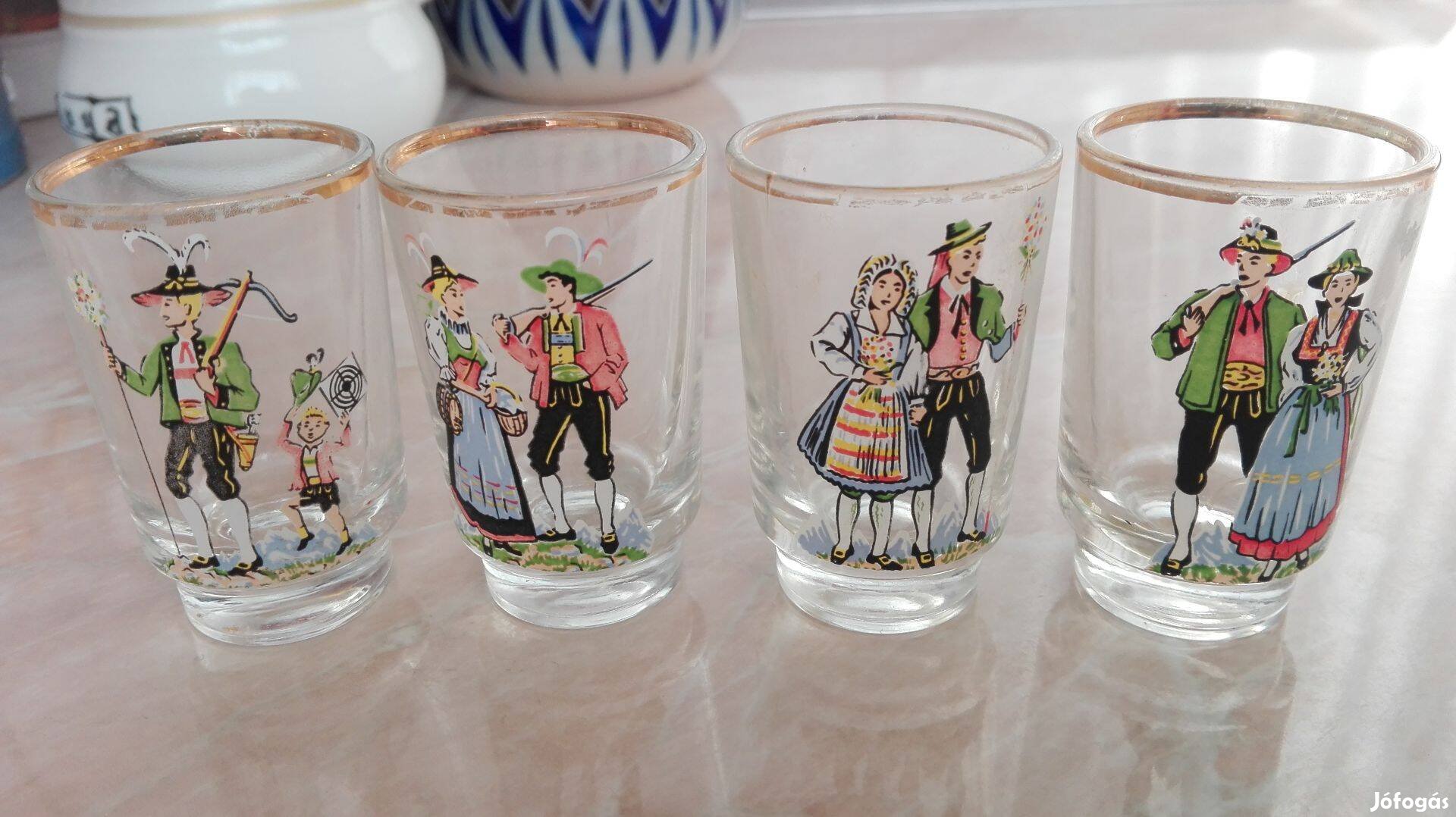 Tiroli kupicás poharak Aranyszegélyes régi db-ok