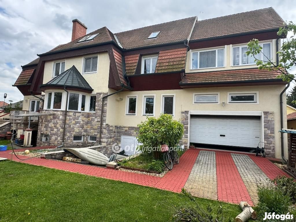 Tiszafüredi 558 nm-es ház eladó