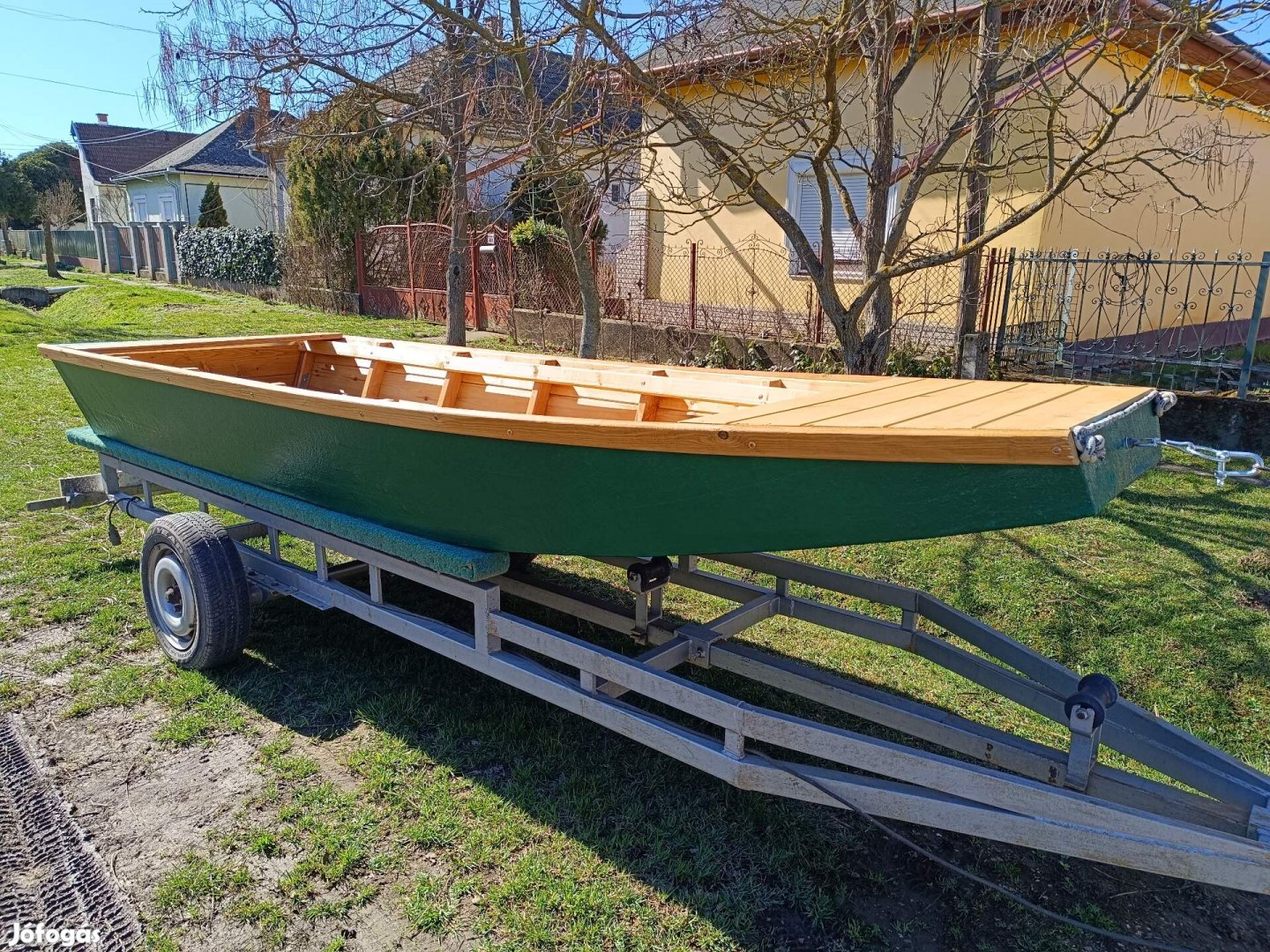 Tiszai horgász csónak