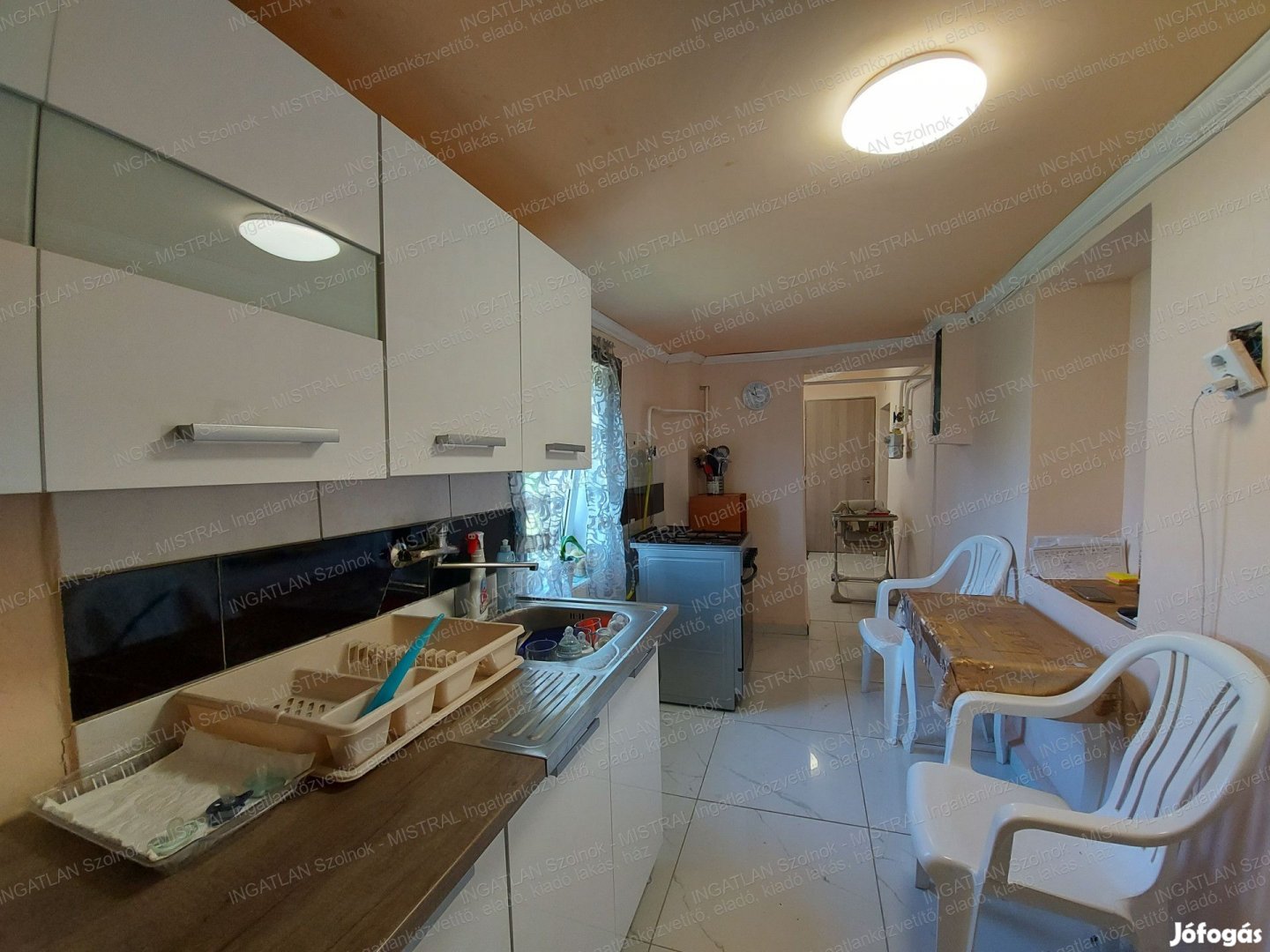 Tiszapüspökiben felújított 68 nm-es családi ház eladó!