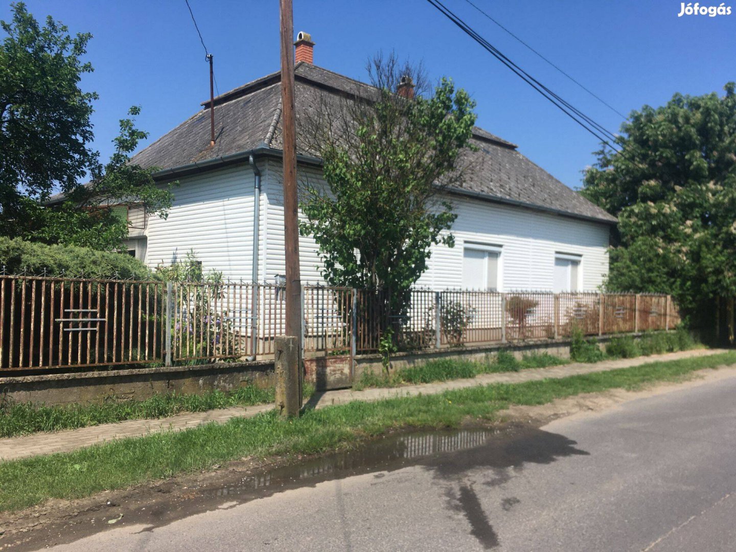 Tiszarádon nagy családi ház eladó Csok-ra is