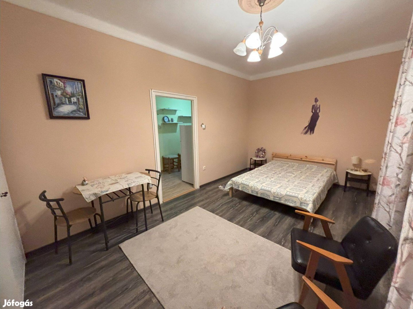 Tiszaújvárosban ízléses, 1 szobás lakás kiadó!