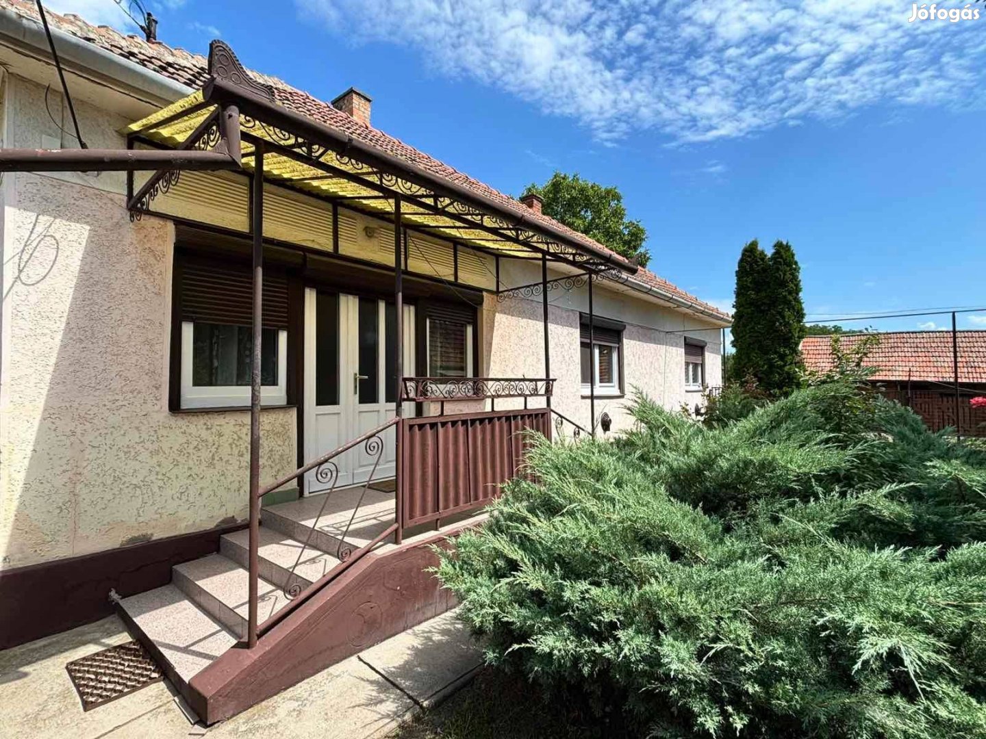 Tiszavasváriban eladó családi ház