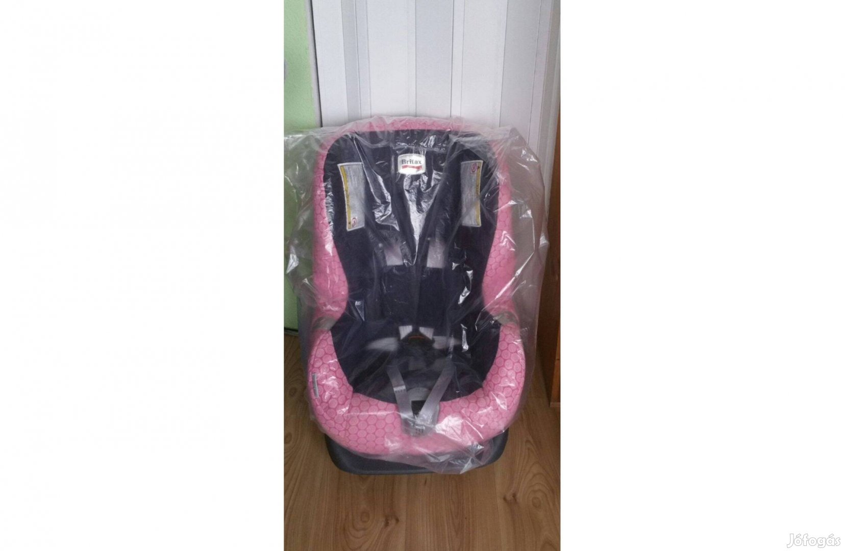 Tiszta! Háttal is beköthető! Britax Römer First Class Plus