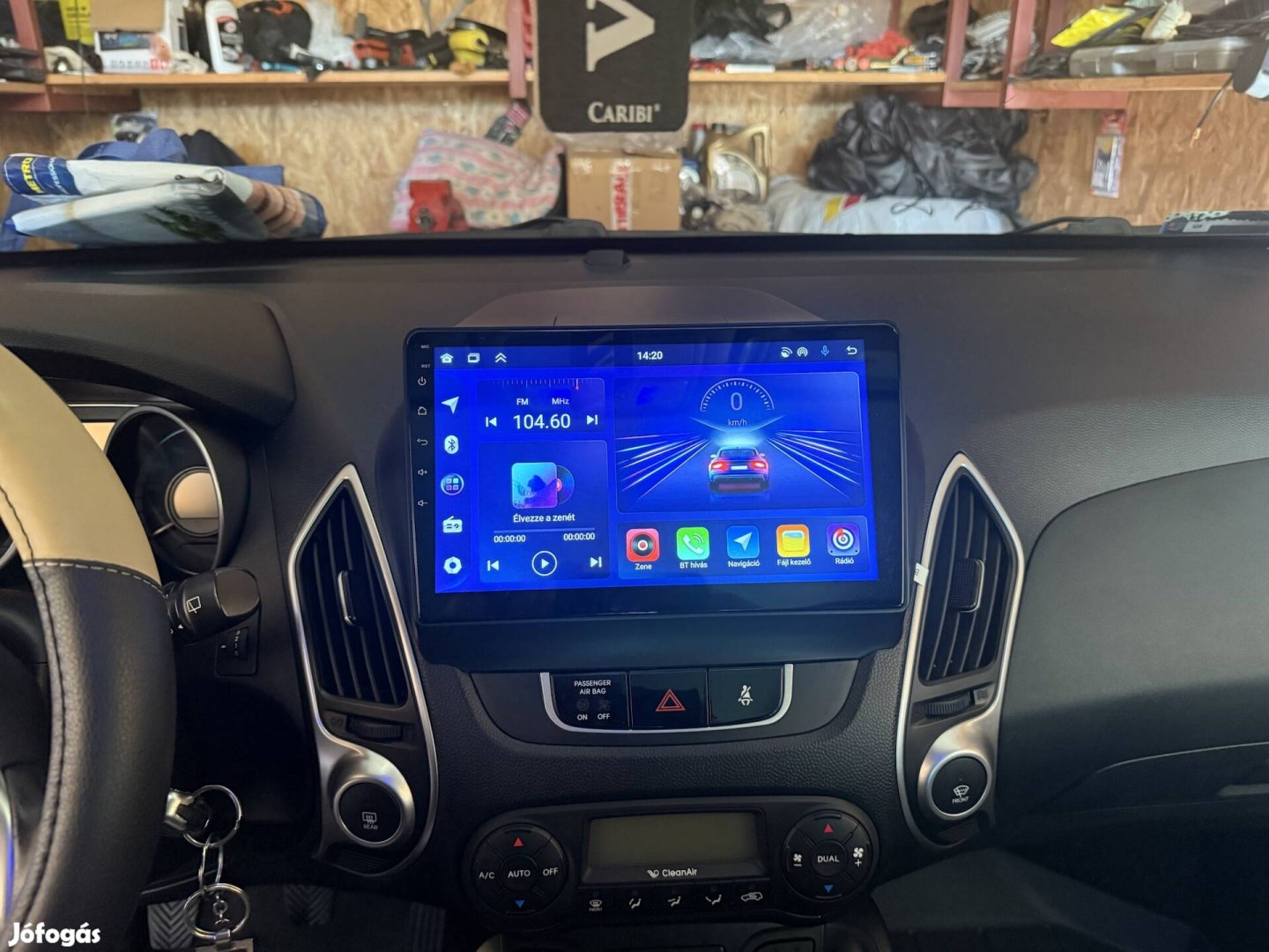 Tiszta új multimédia .