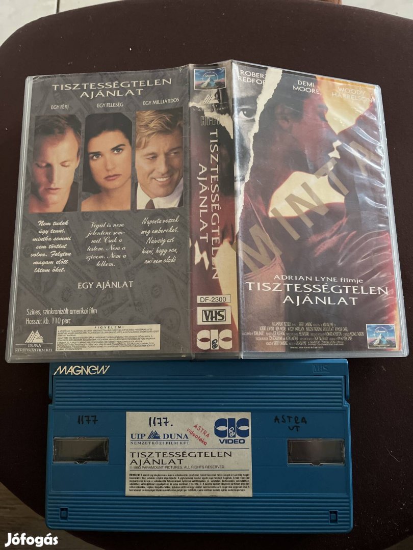 Tisztességtelen ajánlat kaland vhs kistok.