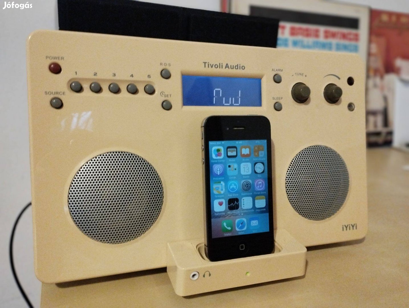 Tivoli Audio iyiyi sztereó rádió, ipad, iphone dokkoló, AUX és MIX