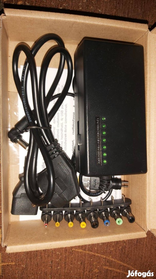 Több csatlakozós adapter