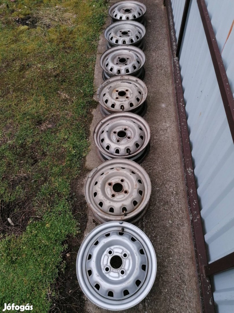 Több db Daihatsu Charade 1987-1993 lemezfelni eladó