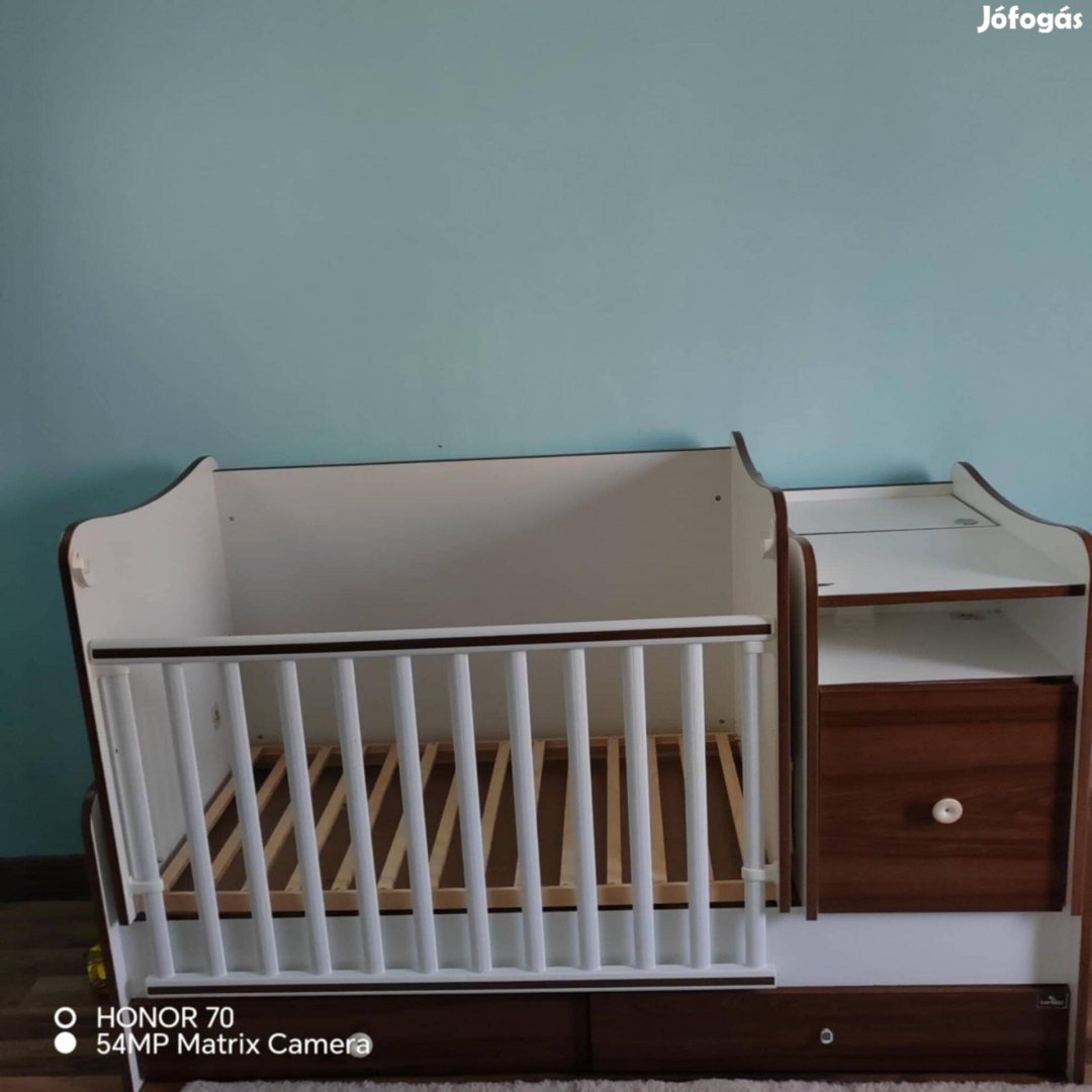 Több funkciós gyermekágy