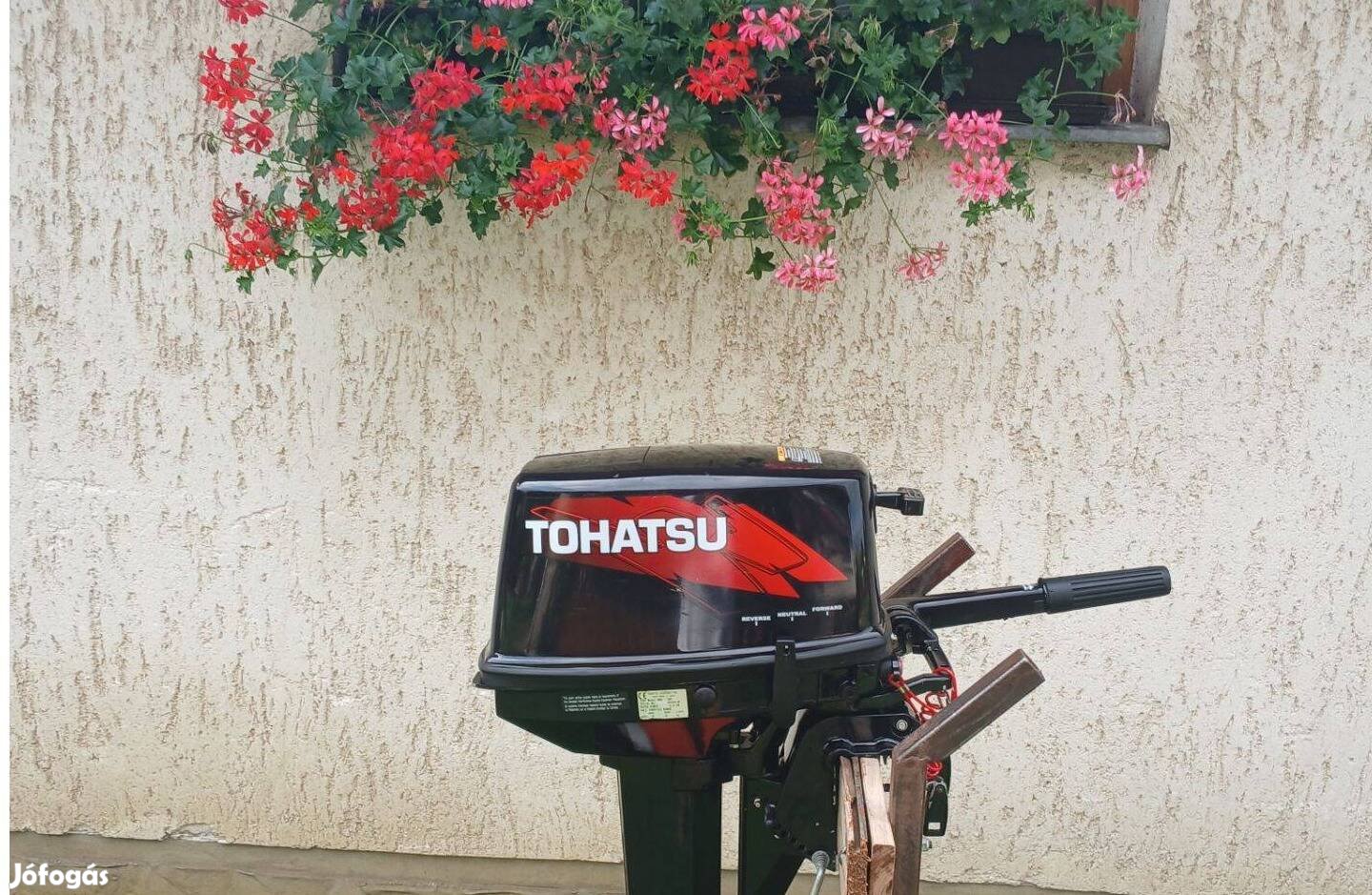 Tohatsu 8le 2t / újszerű / rövid csónakmotor