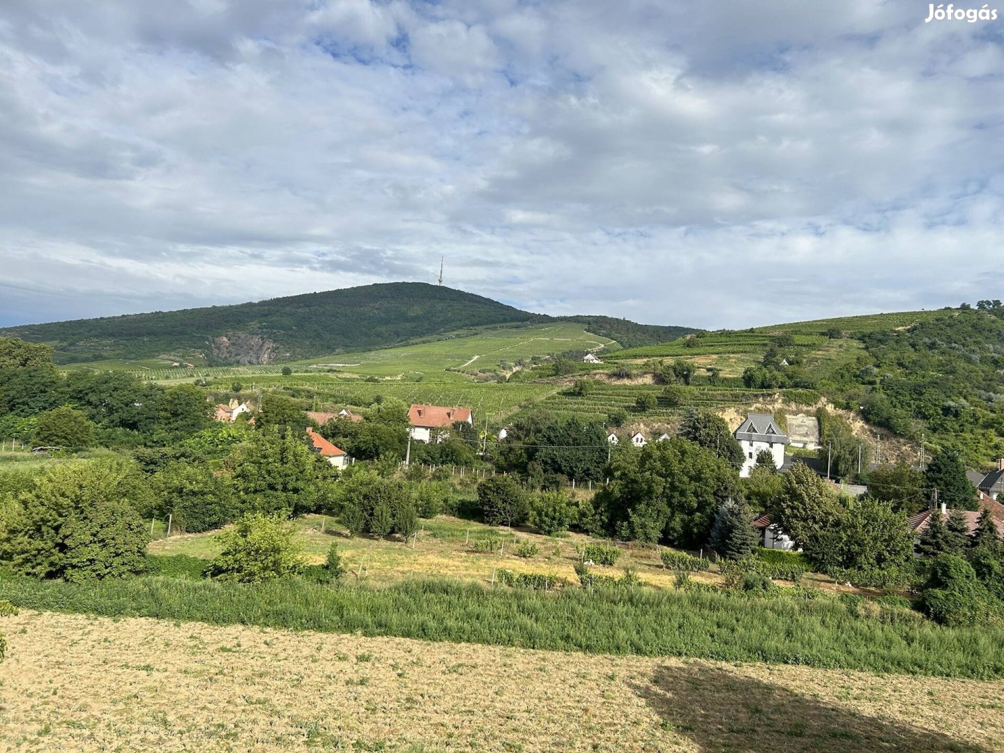 Tokaj örök panorámás lakás