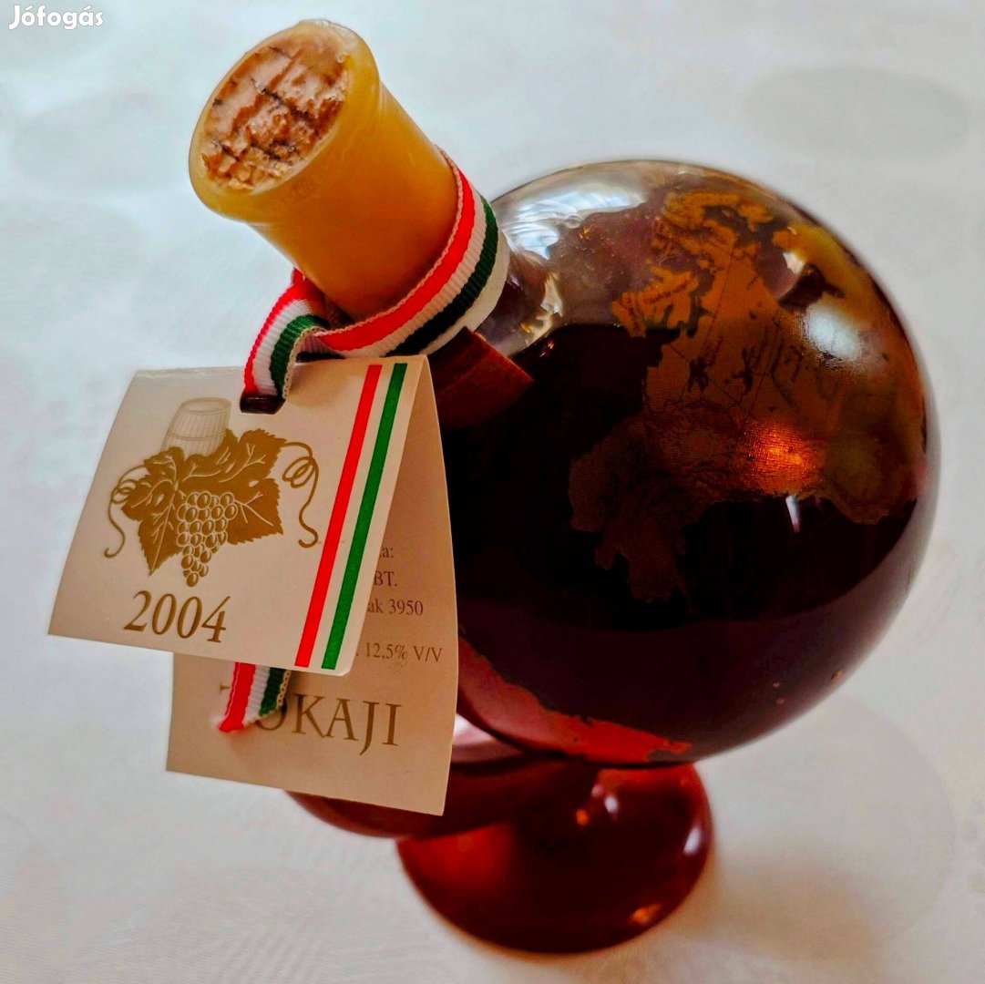 Tokaji hárslevelű 2004 földgömb díszüveg