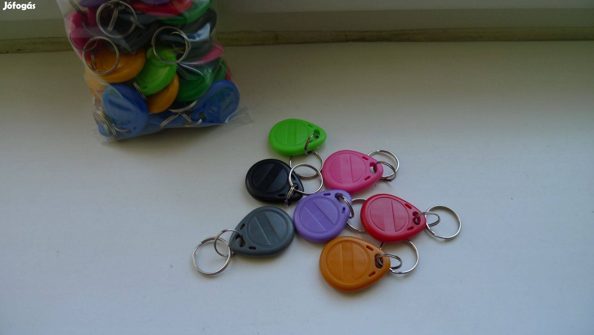 Token, proxy, kulcstartó, beléptető,125 khz másolása RFID