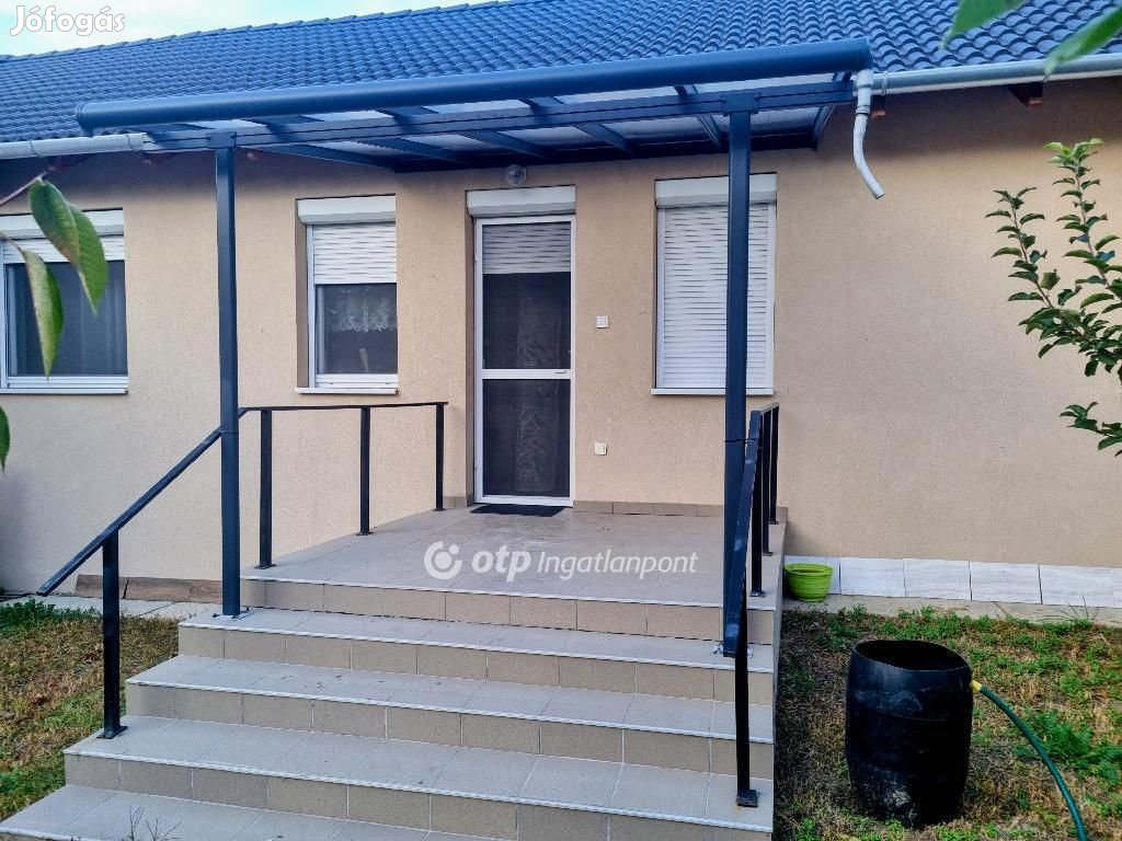 Tököli eladó 70 nm-es ház