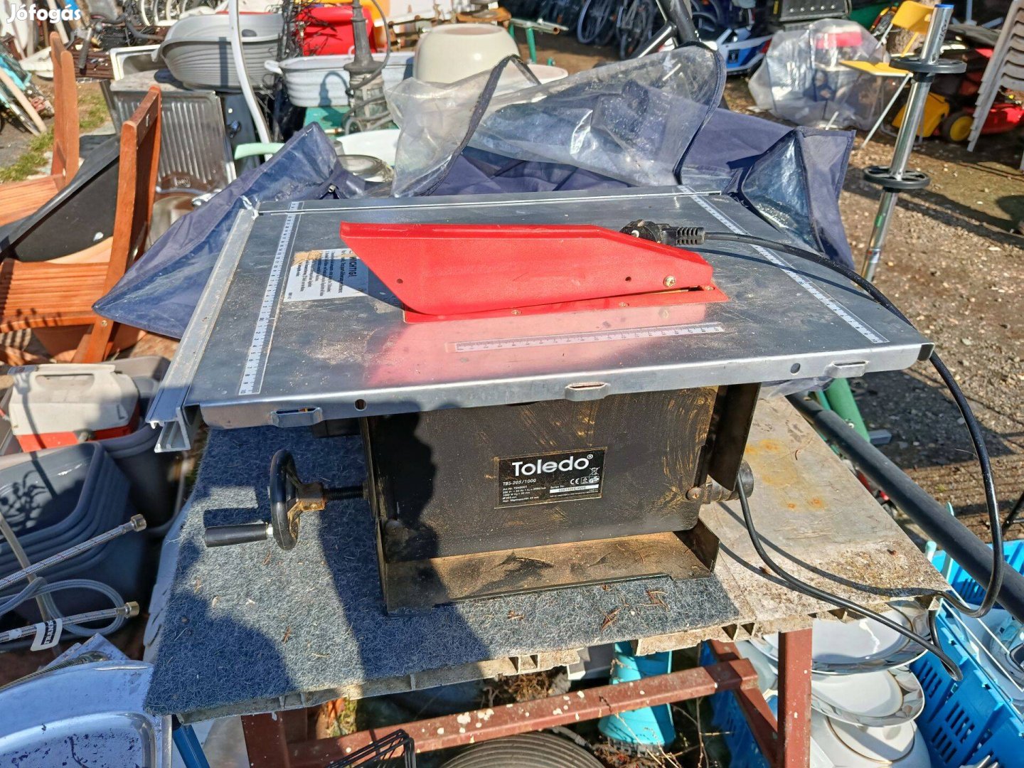 Toledo asztali fűrészgép 1000W