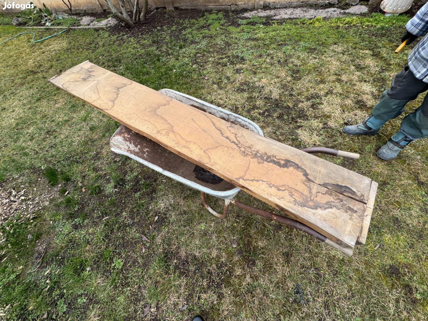 Tölgy padlók, 305-ös