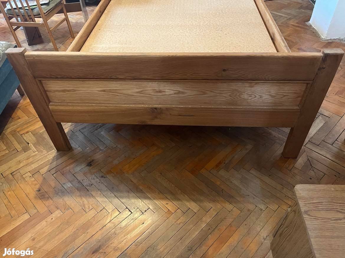 Tölgyfa ágykeret