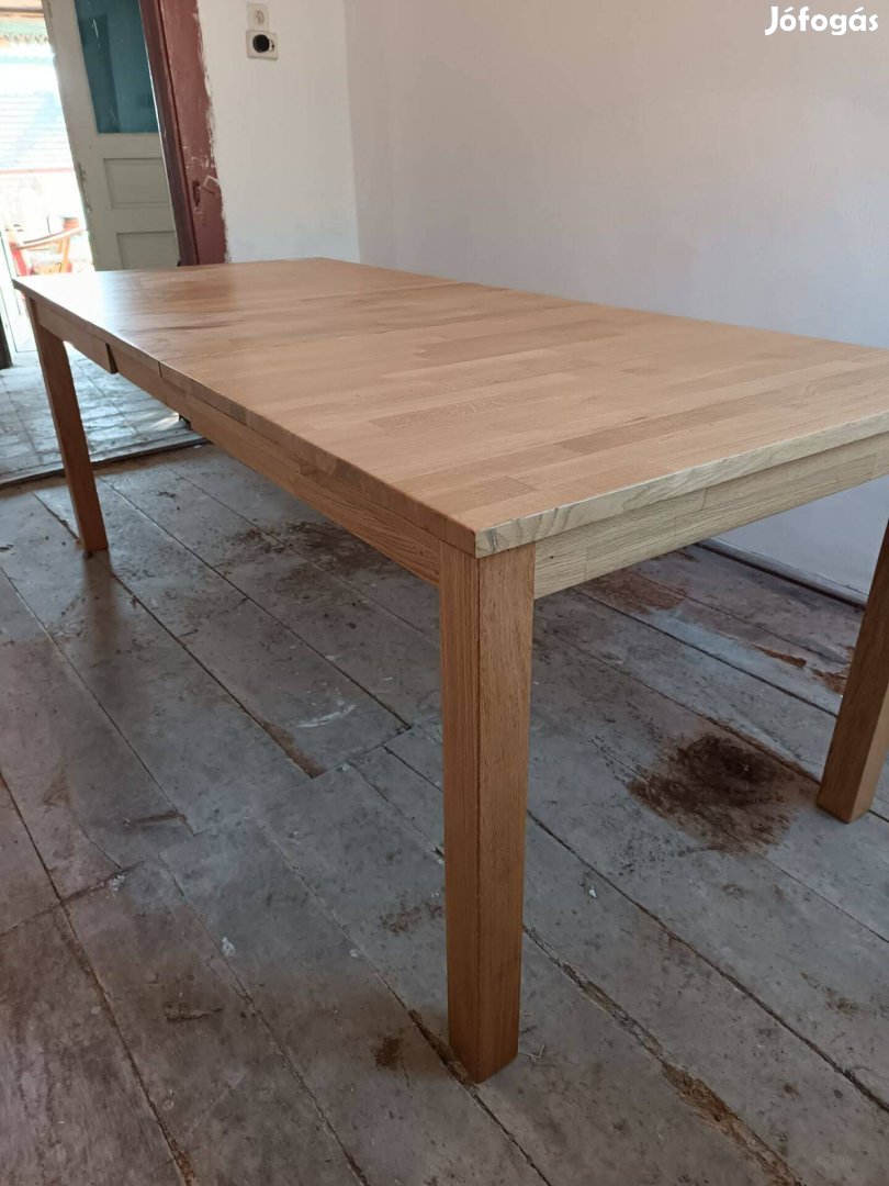 Tölgyfa asztal