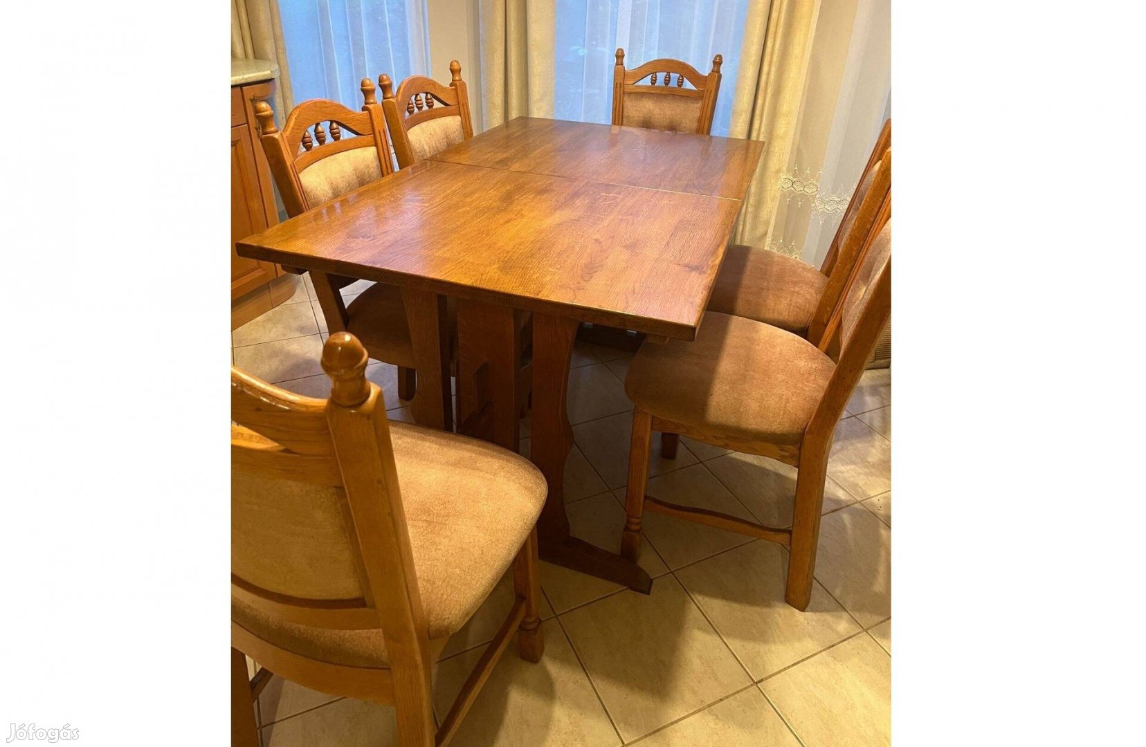 Tölgyfa étkezőasztal 6 székkel eladó