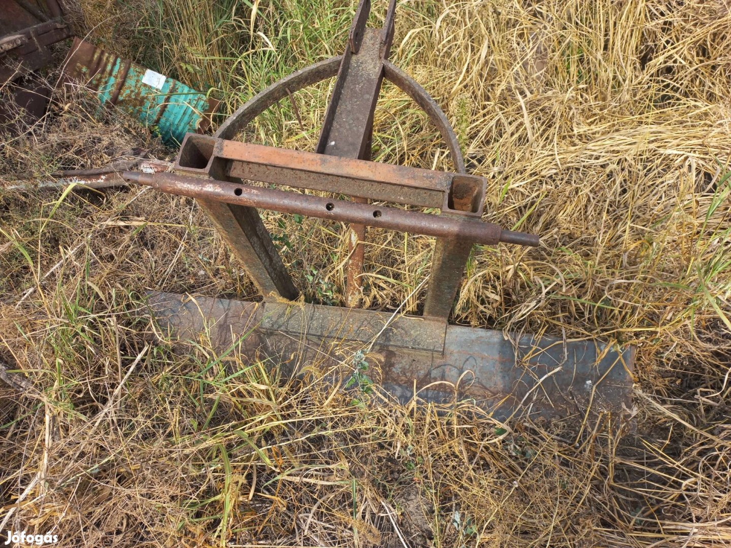 Tolólap, föld egyengető eladó