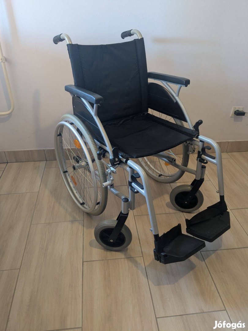 Tolószékkerekesszék gyógyászat