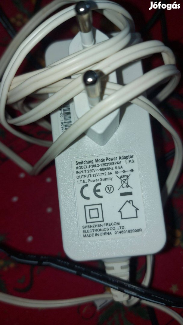 Töltő adapter tápegység Inertek 12V 2A Siófok
