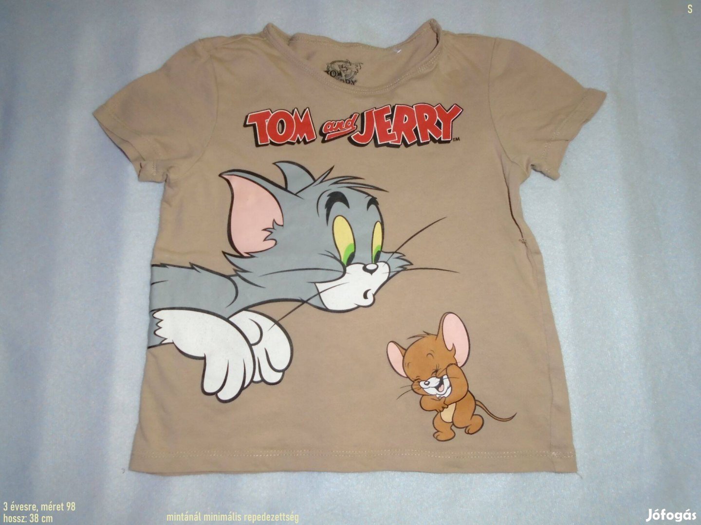 Tom&Jerry mintás póló 2-3 évesre (méret 98) hossza: 38 cm