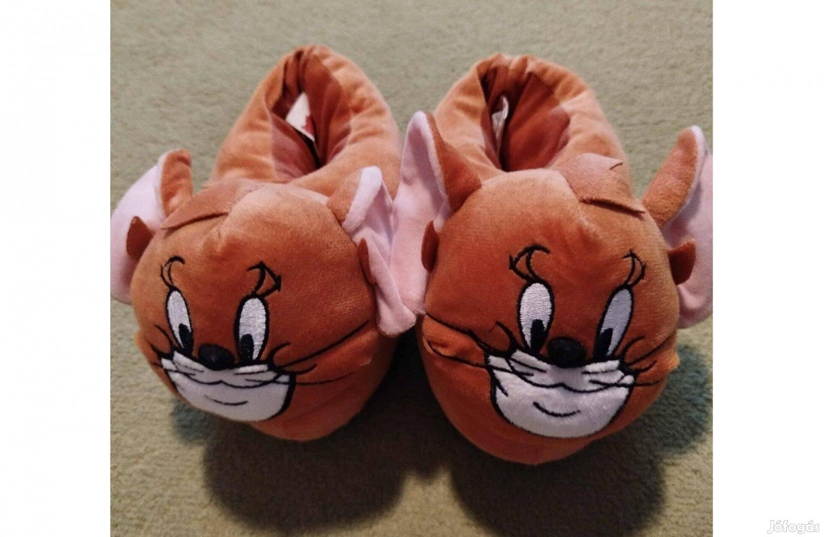 Tom & Jerry plüss házicipő