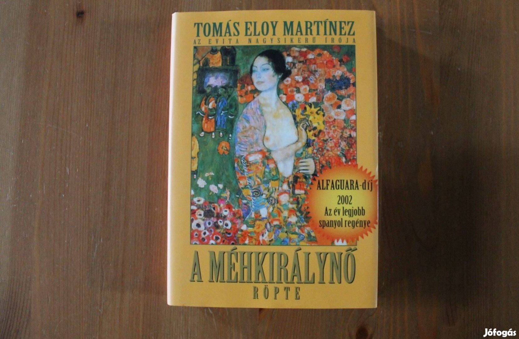 Tomás Eloy Martínez - A méhkirálynő röpte