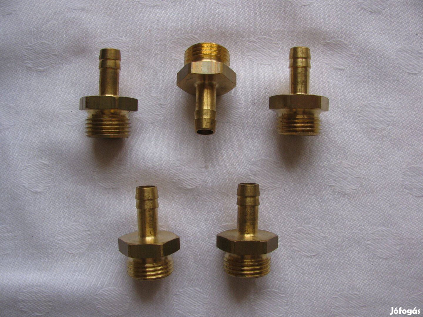 Tömlő csatlakozó idom, réz