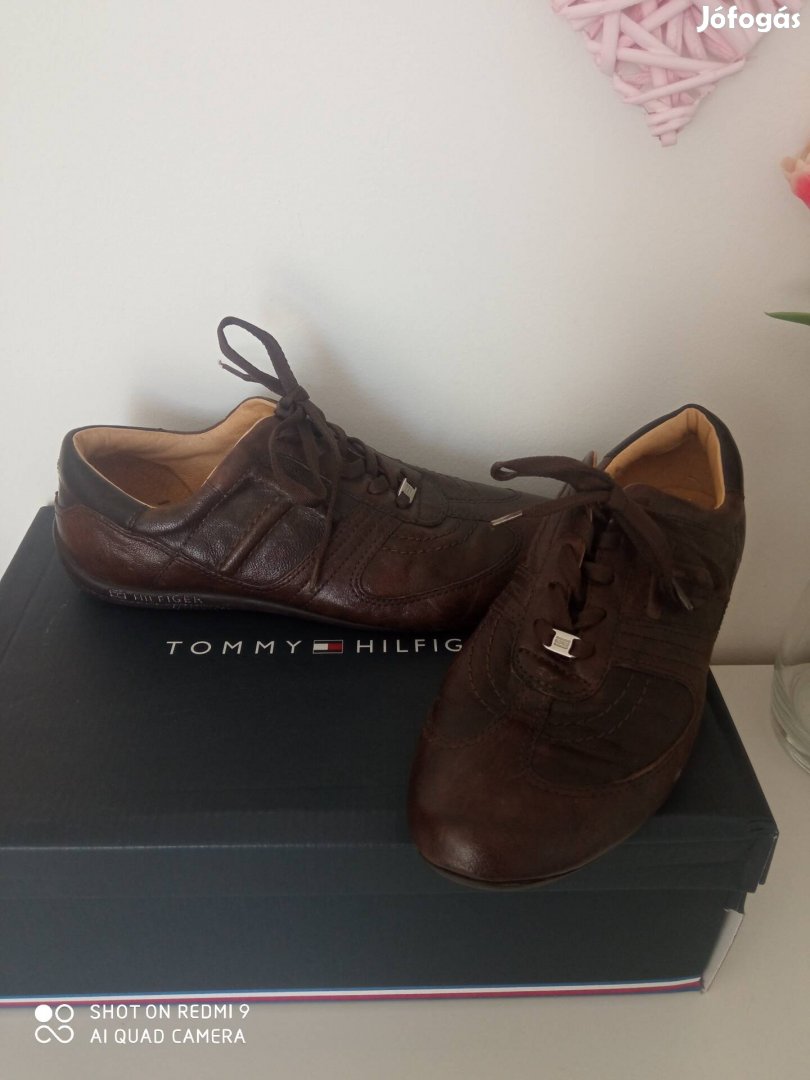 Tommy Hilfiger 38 bőr cipő 