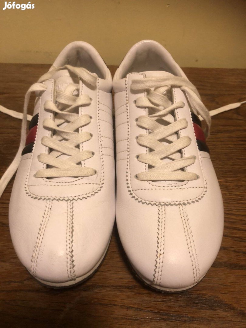 Tommy Hilfiger 42-es bőr cipő 