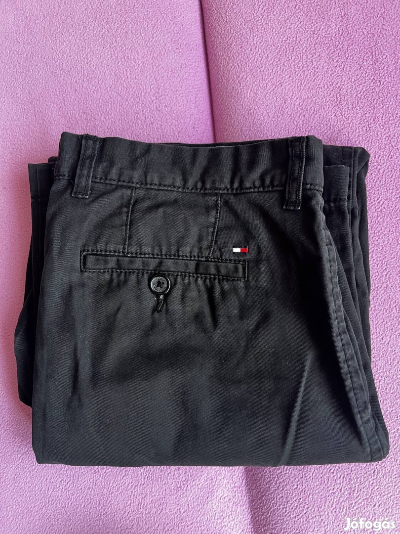 Tommy Hilfiger Új elegans ferfi chino nadrag