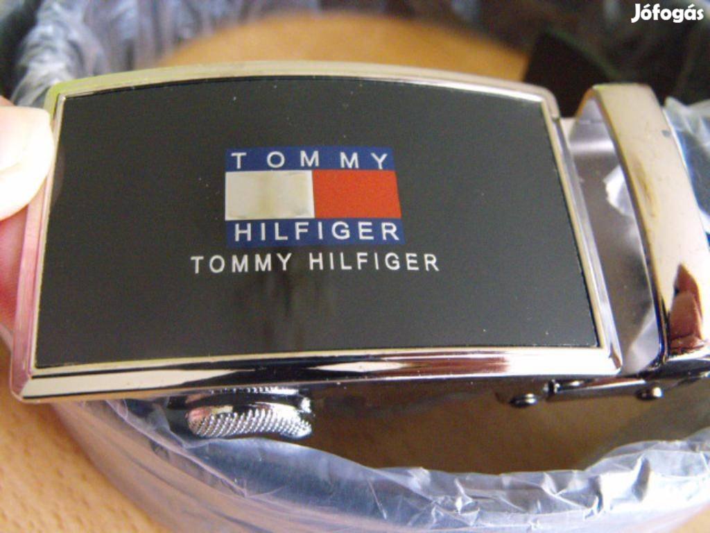 Tommy Hilfiger automata csatos öv /1/