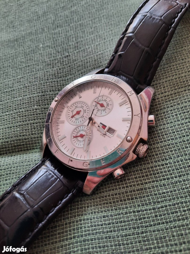 Tommy Hilfiger eredeti quartz karóra leszervizelve