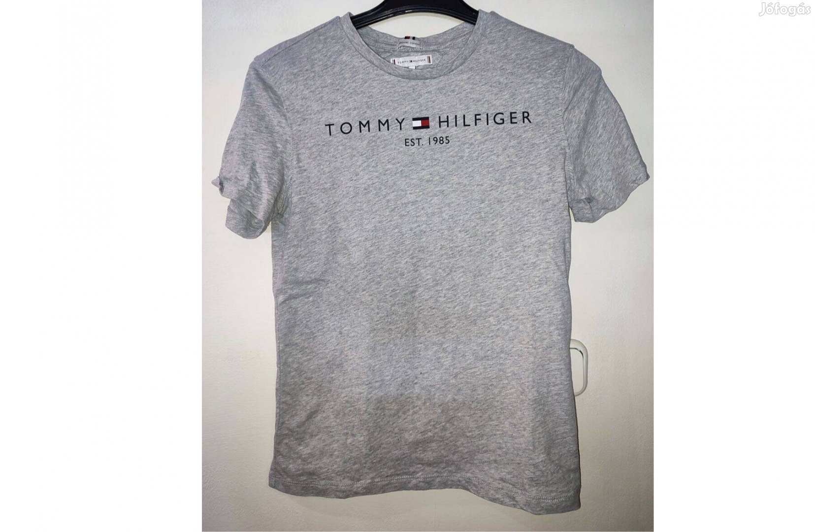 Tommy Hilfiger eredeti szürke gyerek póló (164-es)
