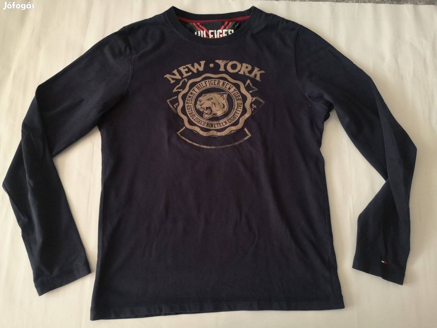 Tommy Hilfiger felső M méretű